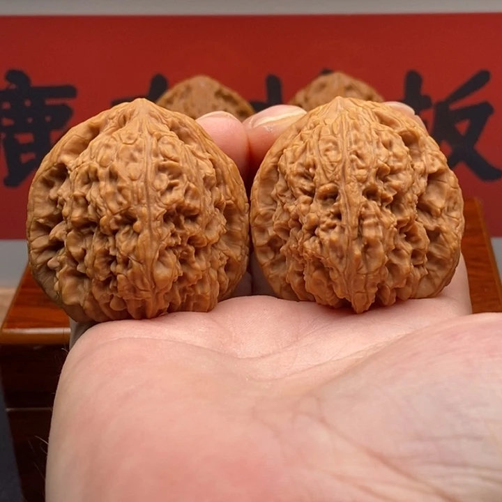 0****文玩核桃把件南疆