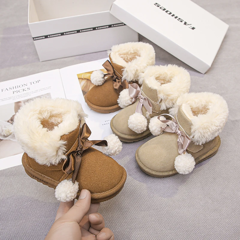 GUAIGUAI【冬日恋歌】小毛球雪地靴保暖御寒隔冷时尚可爱女童防滑