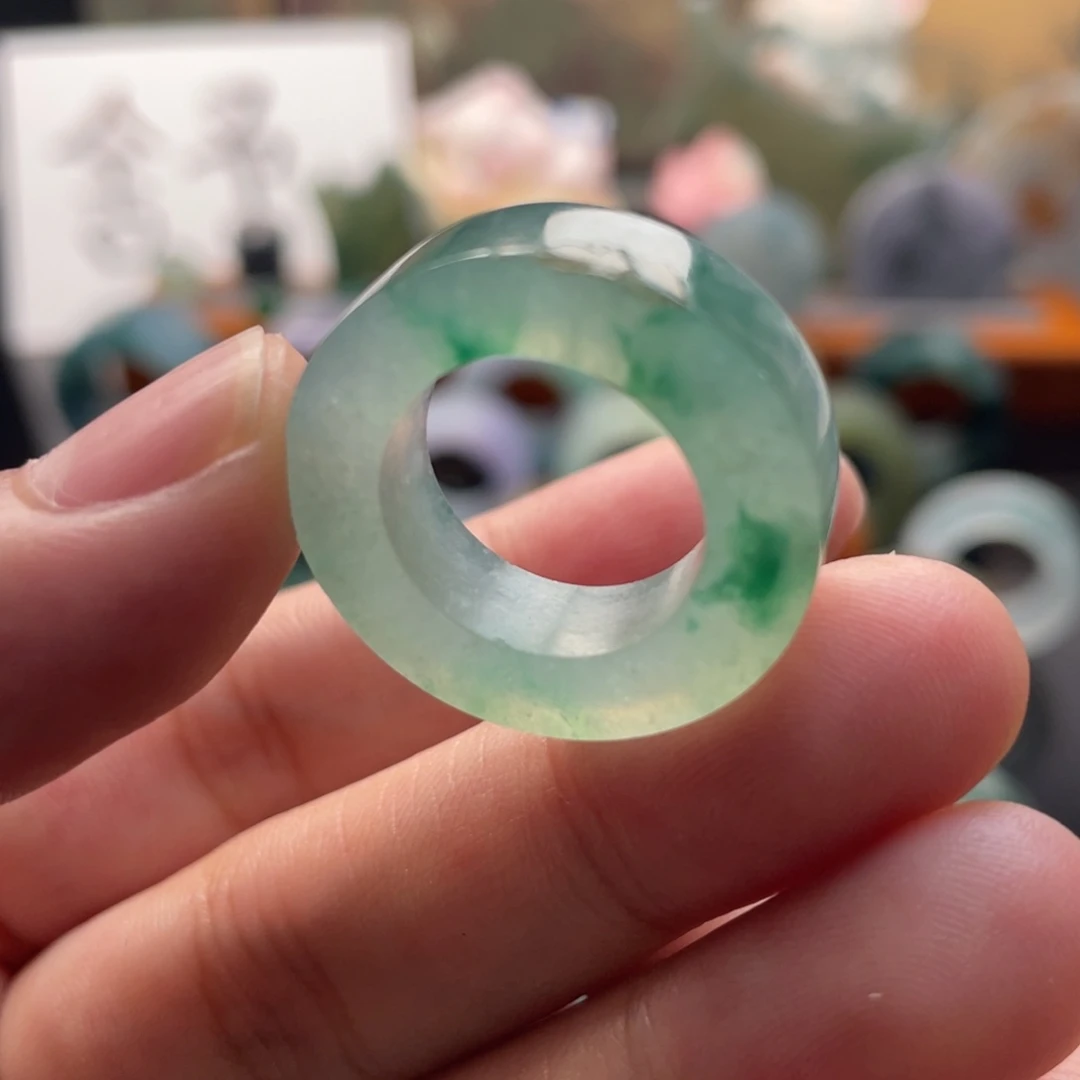 未镶嵌定制翡翠  晴水阳绿