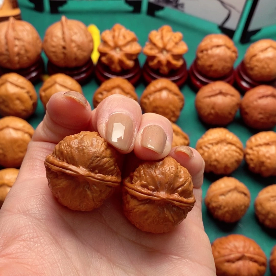 文玩核桃吊坠磨盘