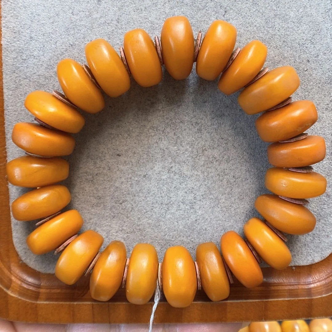 未镶嵌蜜蜡手串蜜蜡