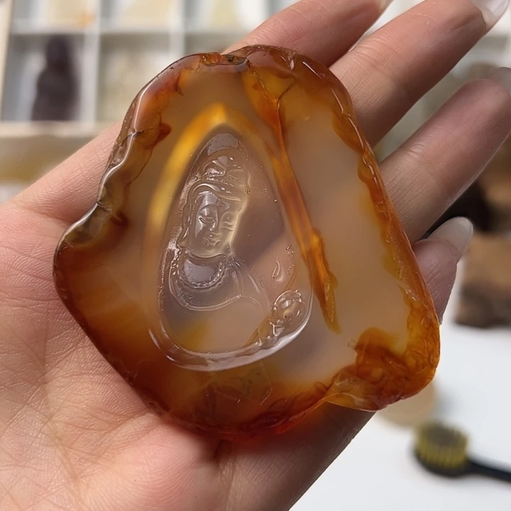 玛瑙/玉髓颈饰合金