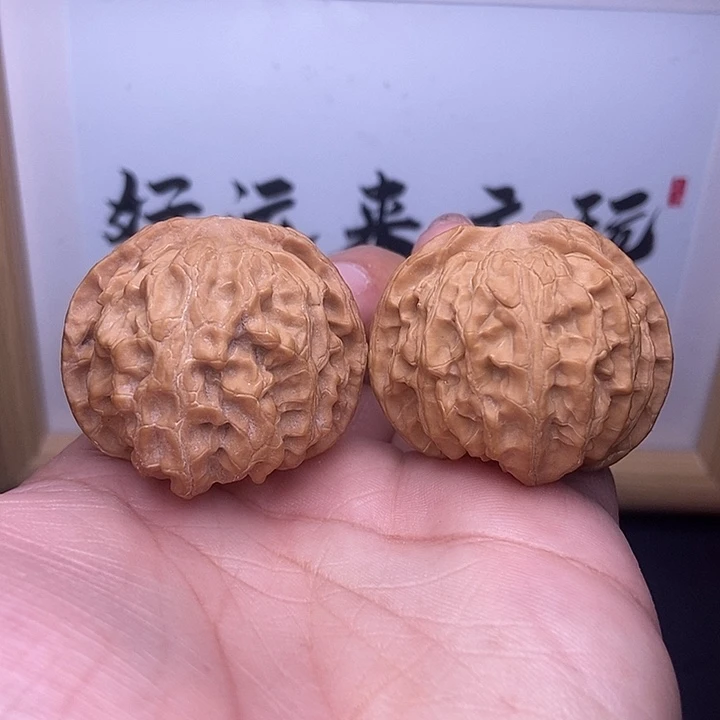 核桃全品小尺苹果园