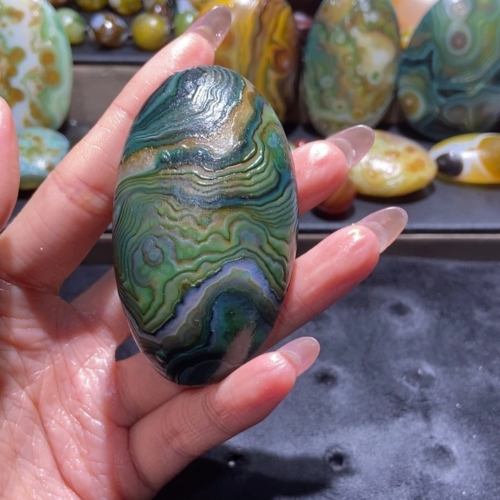 【闪购商品】玛瑙/玉髓珠宝奇石未镶嵌哈*丝