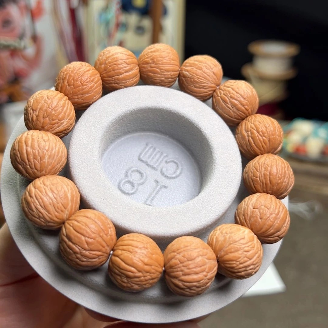 猴头核桃手串猴头原皮凤羽