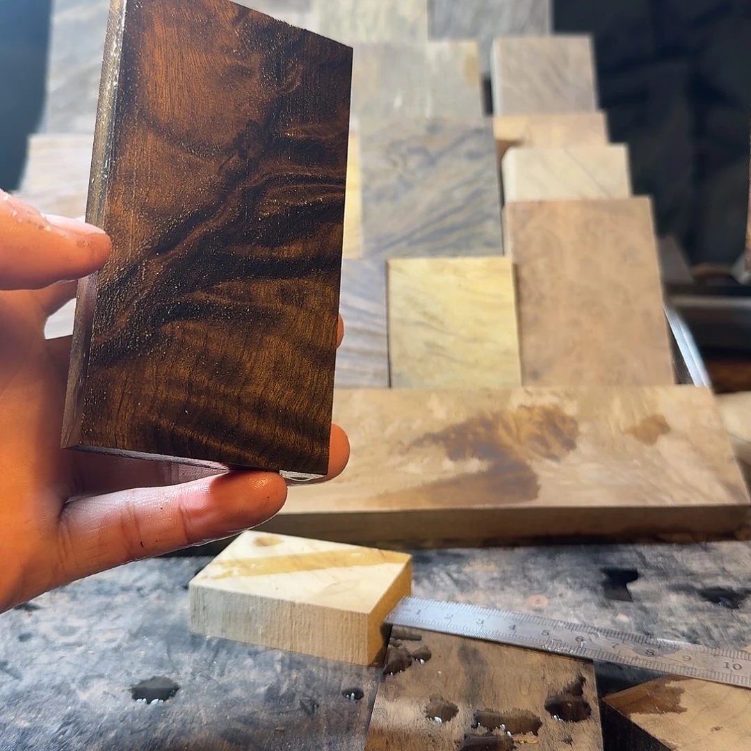 J***ㅤ金丝楠木小叶桢楠