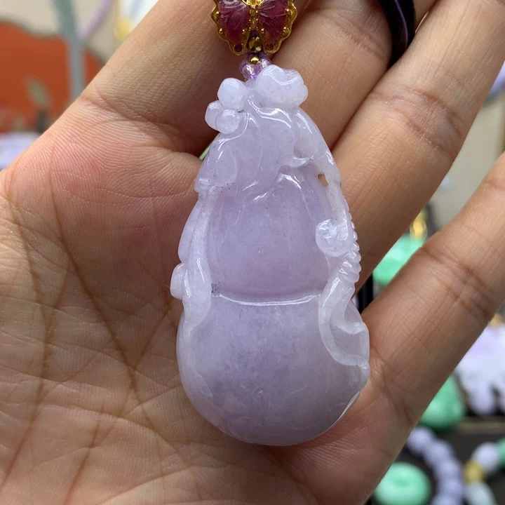 吊坠(赠链)未镶嵌翡翠