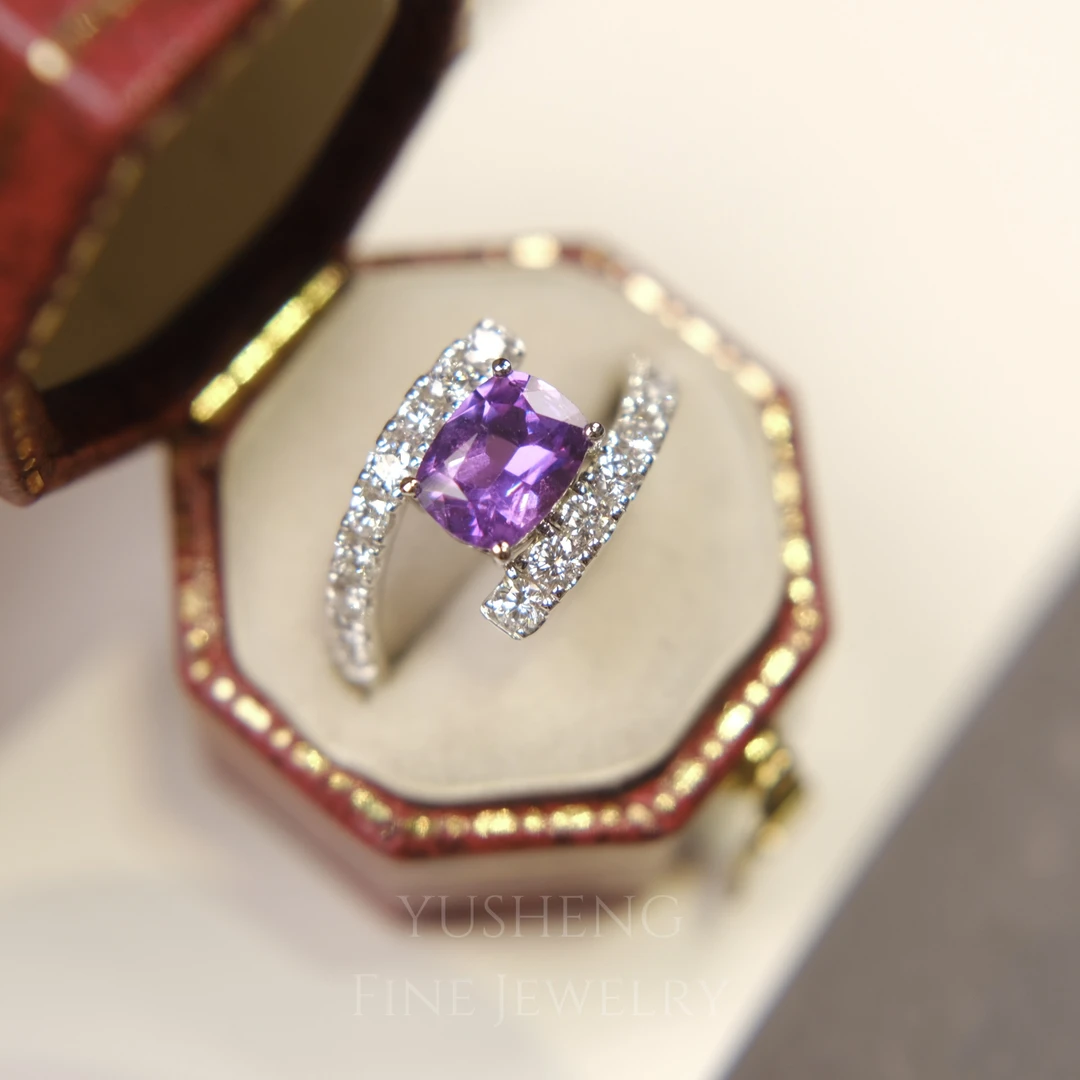 18K金镶嵌天然彩色蓝宝石 无烧紫蓝宝戒指 1230+56 aigs