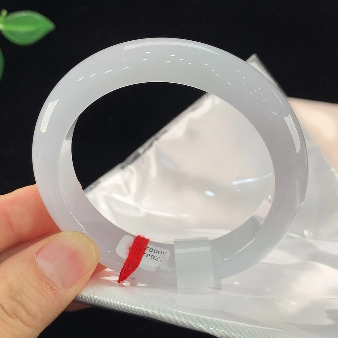 翡翠未镶嵌手镯0230