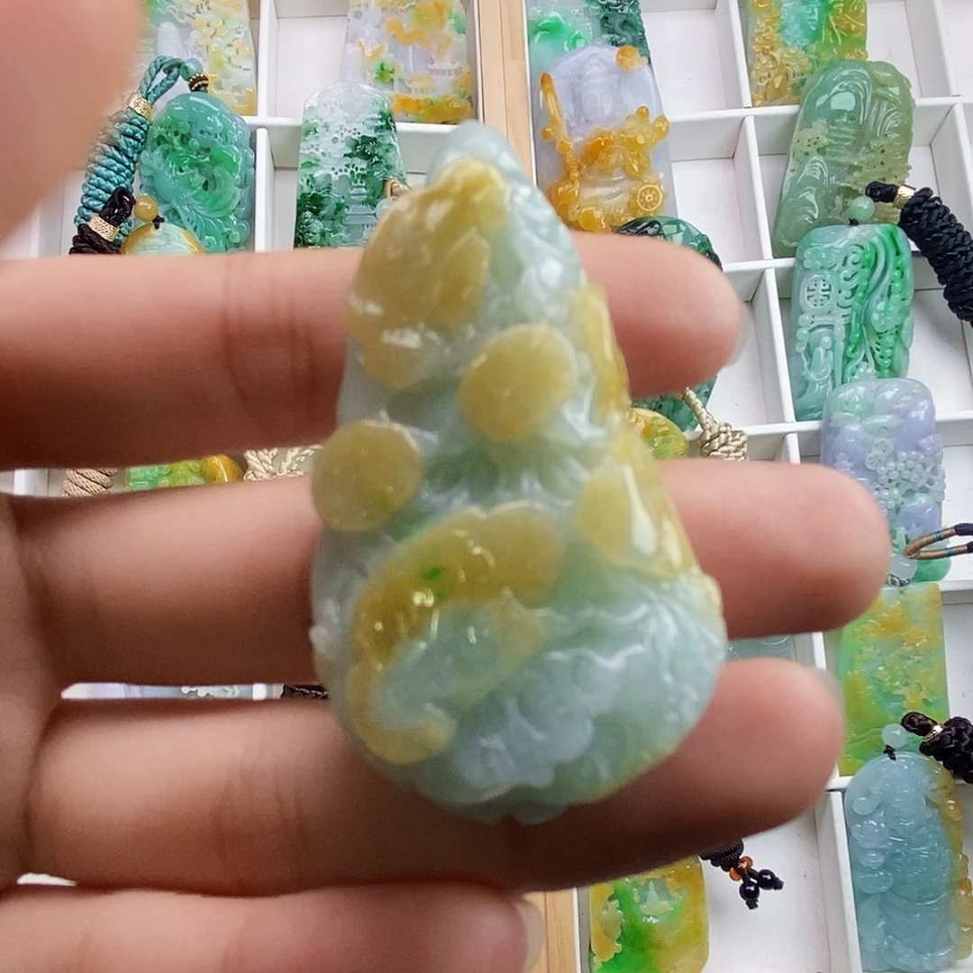 颈饰未镶嵌翡翠翡翠