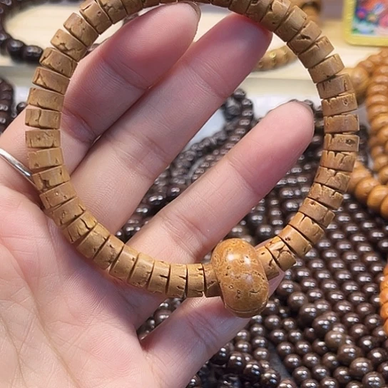非洲檀香手串/手链桃核8✖️4直切➕跑环