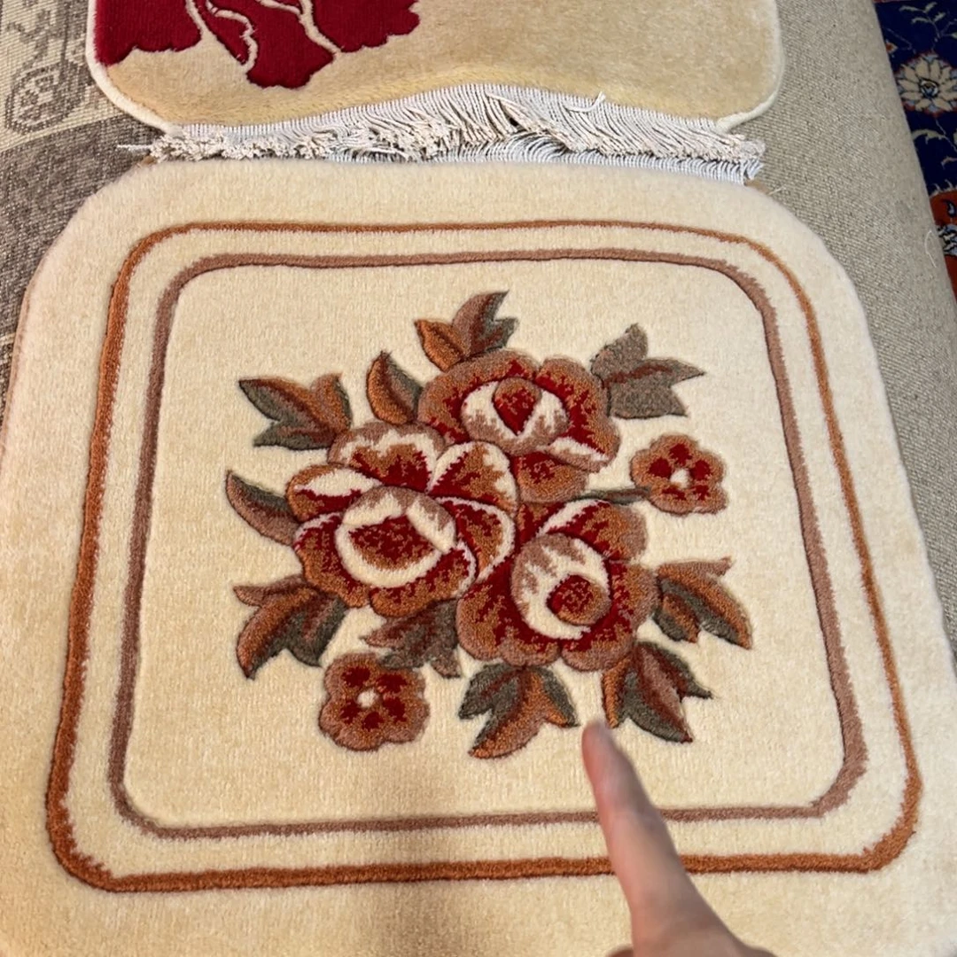 羊毛纯羊毛特价汽车坐垫47×47