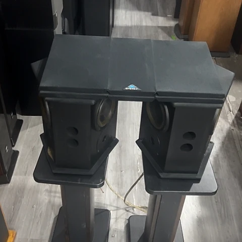 8新加拿大小音箱不包邮