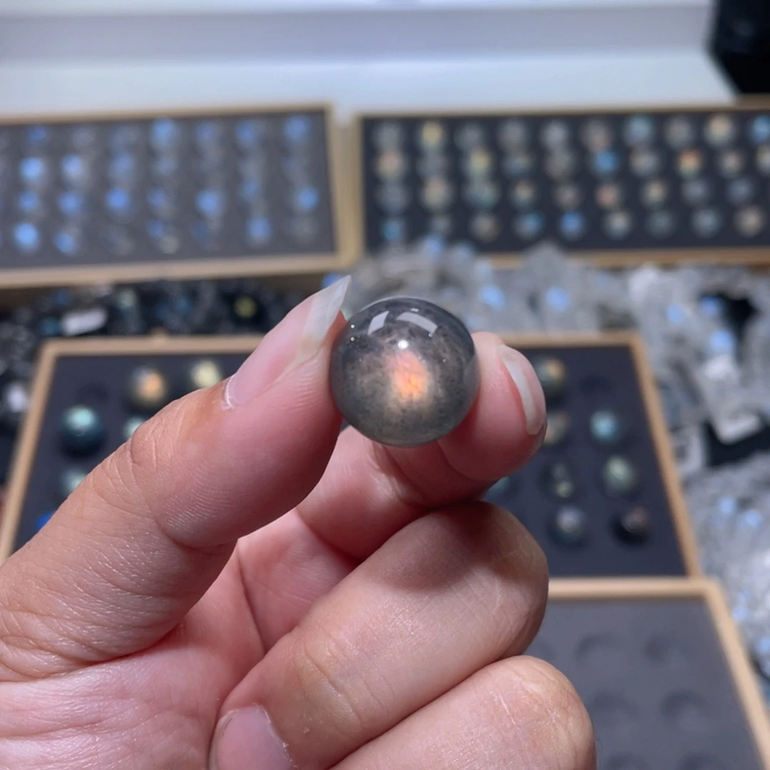 长石未镶嵌裸石醒*吖灰月光单珠直径15mm