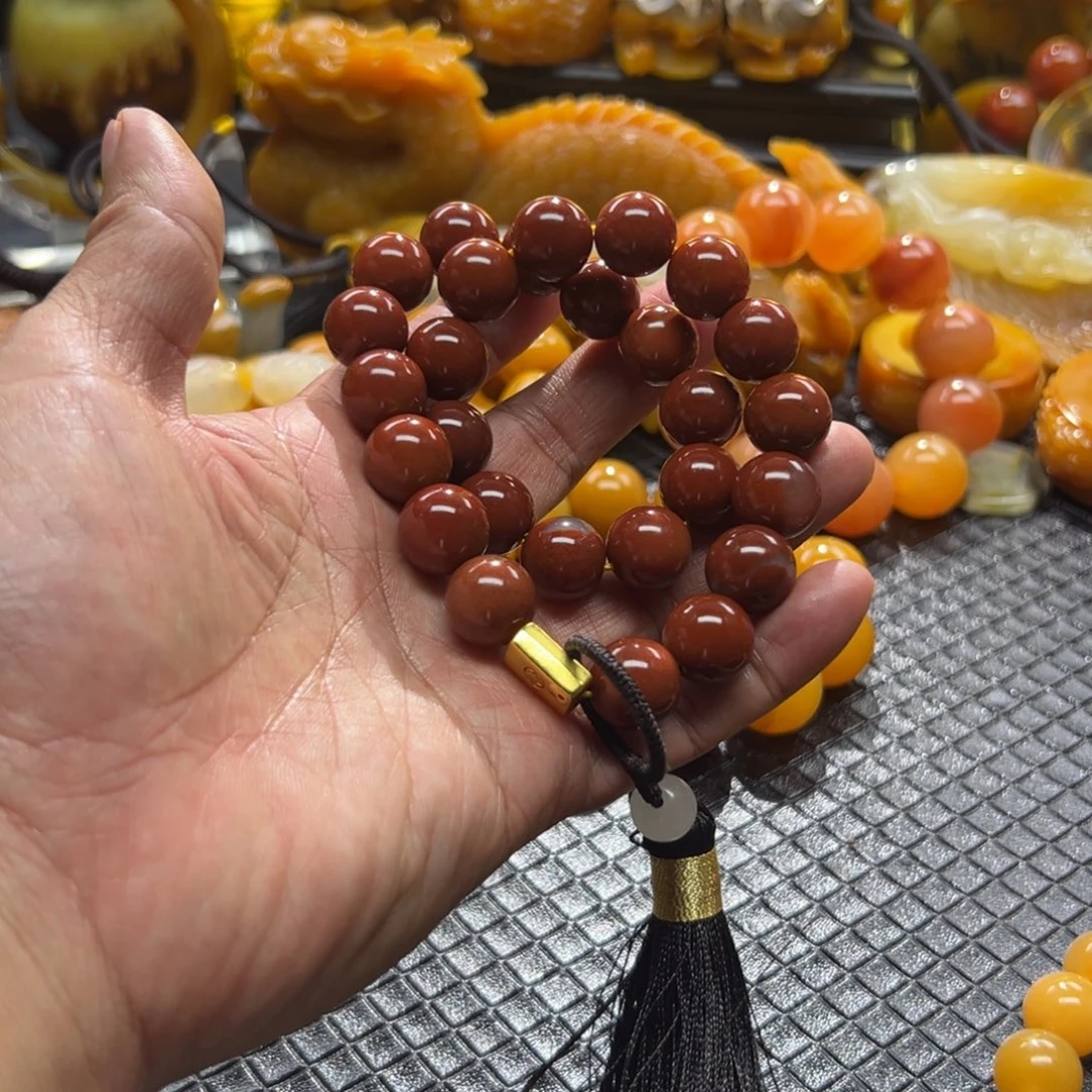 石英质玉未镶嵌颈饰