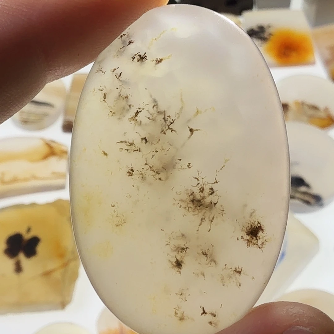 玛瑙/玉髓未镶嵌珠宝半成品