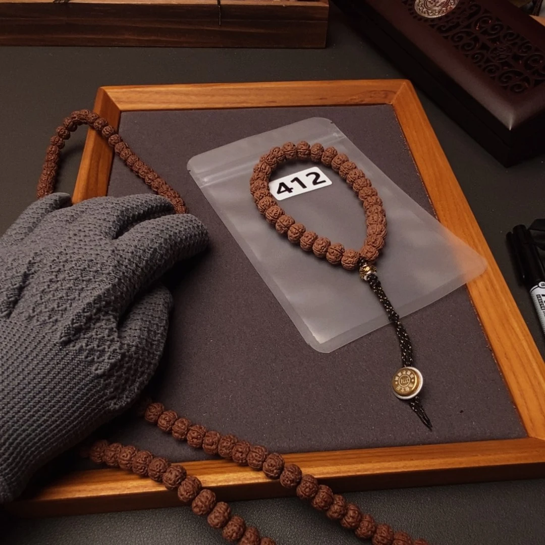 吊坠金刚菩提哦哦哦哦哦哦哦哦哦哦