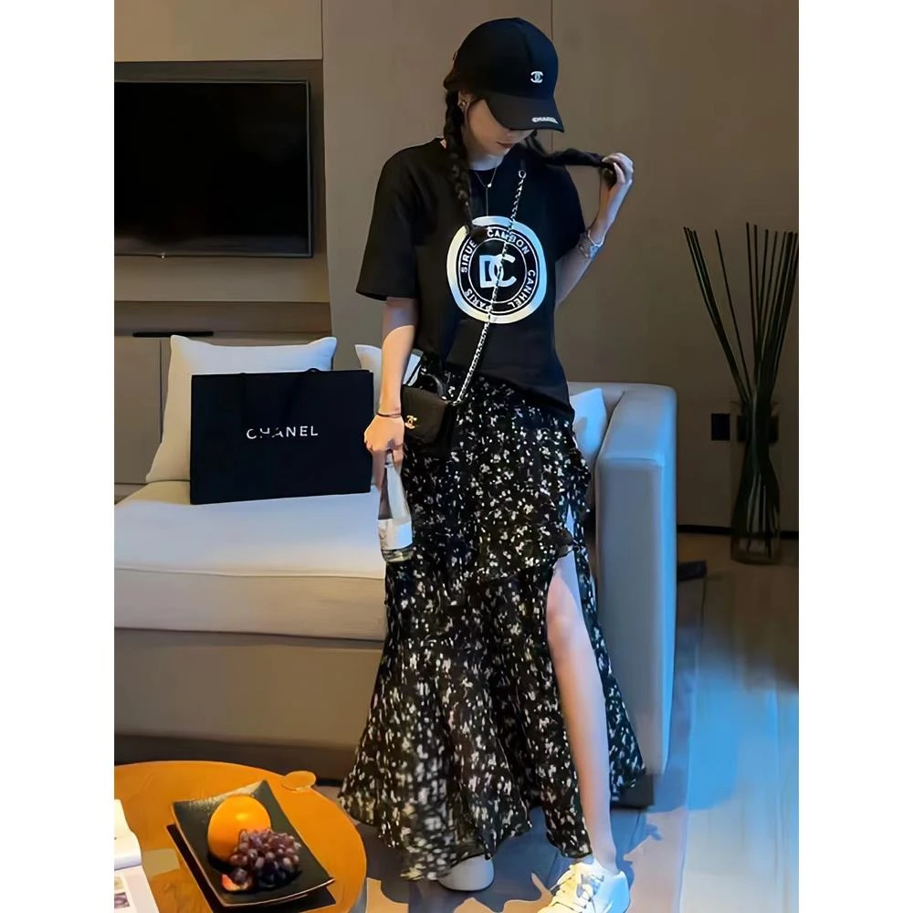 FAVMARTHA荷叶边碎花开叉半身裙女2025新款夏款大码中长款显瘦松
