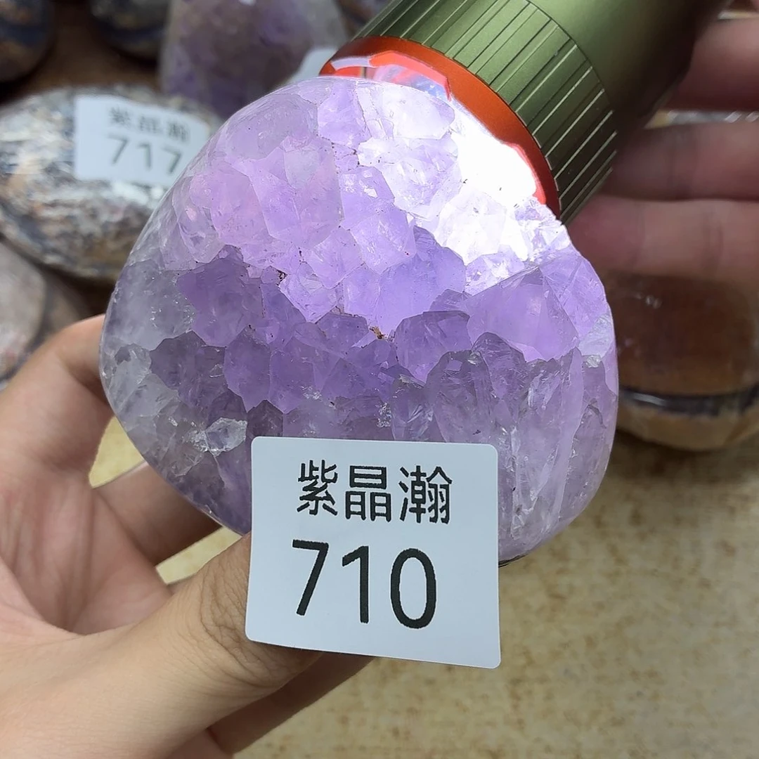 未镶嵌水晶大型摆件（非配饰）