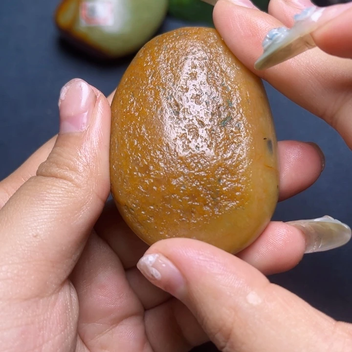 未镶嵌和田玉珠宝奇石