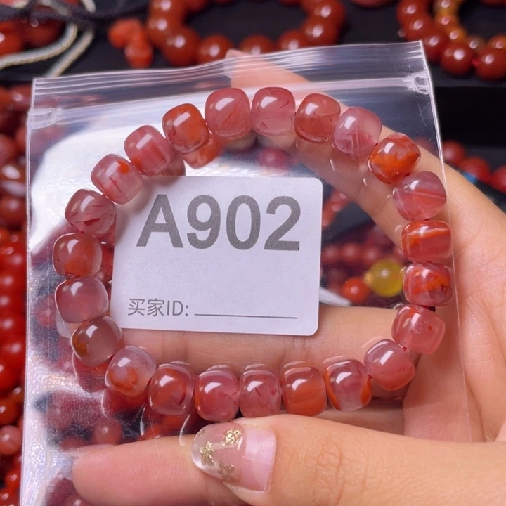 未镶嵌手链南红玛瑙熊*