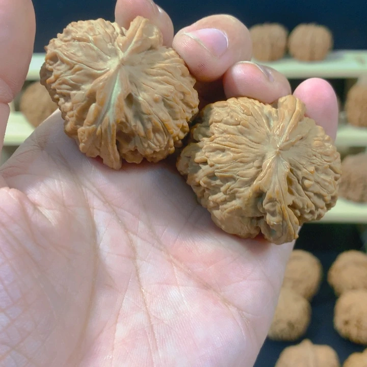 吊坠文玩核桃白狮子挂角
