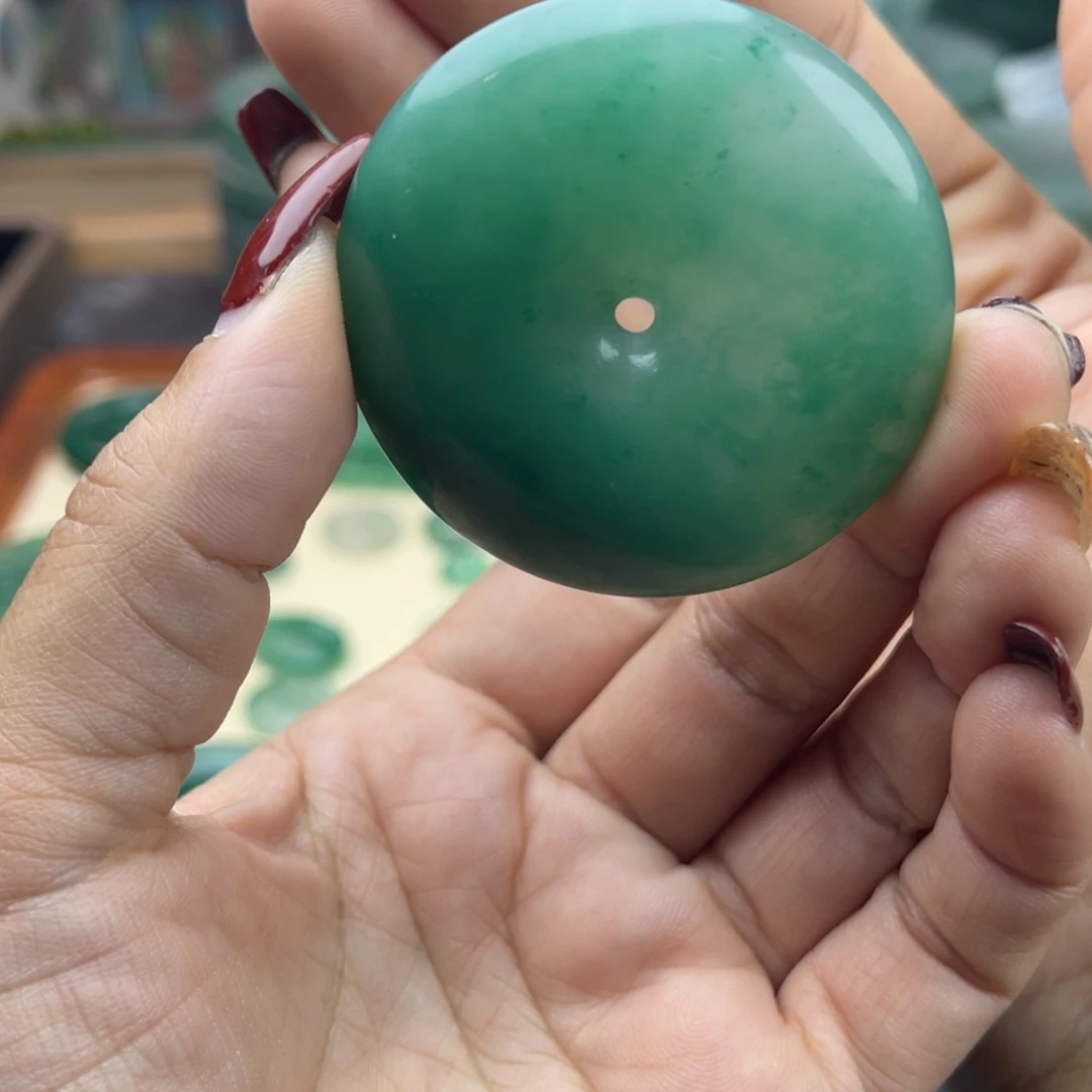 定制石英质玉未镶嵌随**意