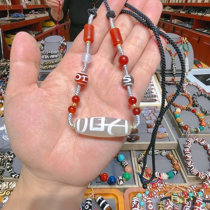 未镶嵌玛瑙/玉髓珠宝奇石