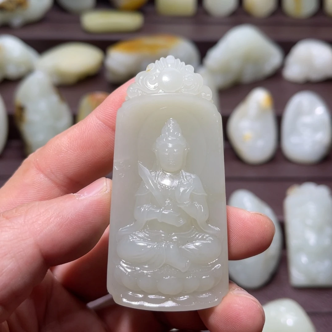 和田玉未镶嵌颈饰