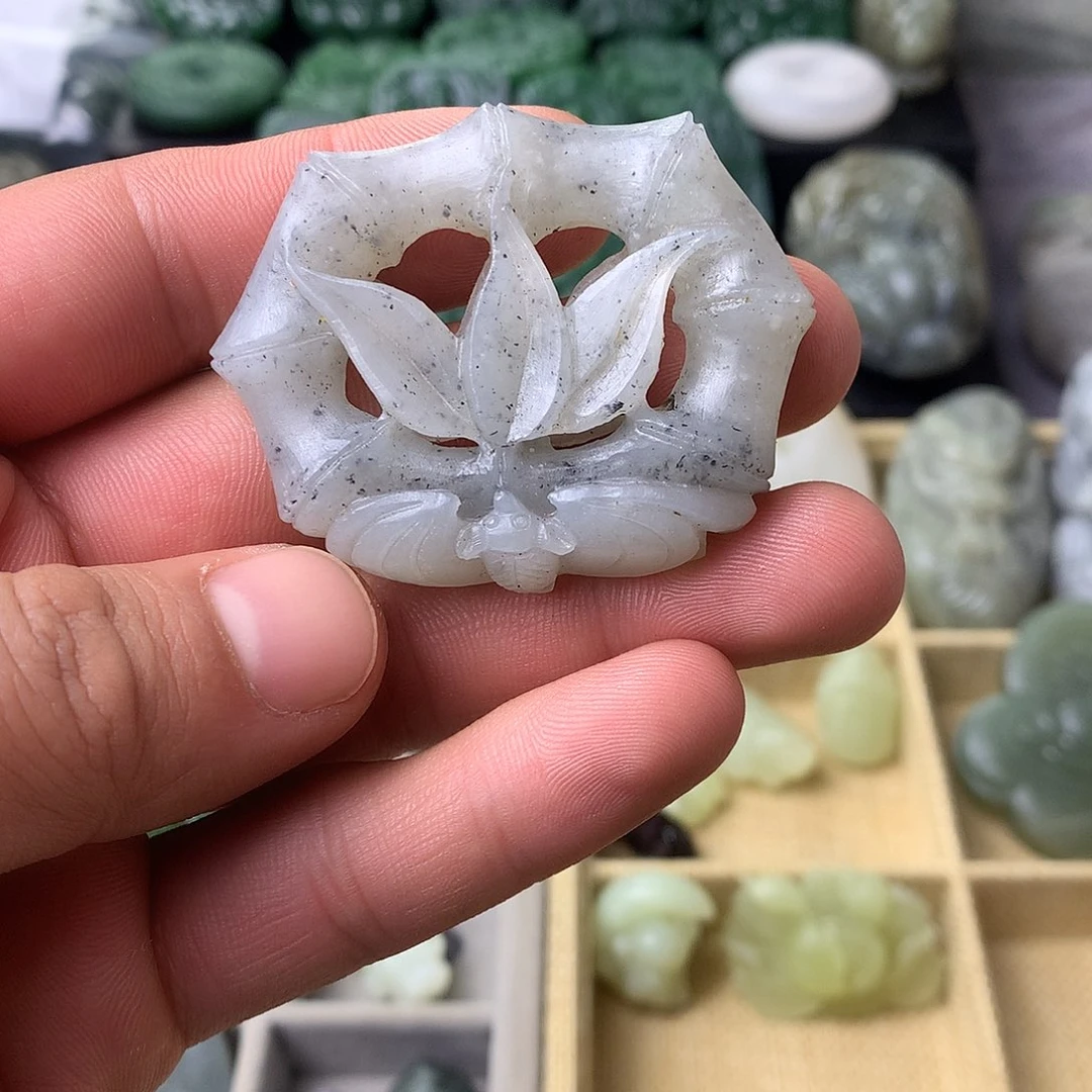 和田玉未镶嵌吊坠(不含链)