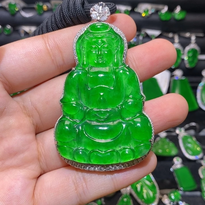 颈饰18K金镶嵌翡翠天然翡翠