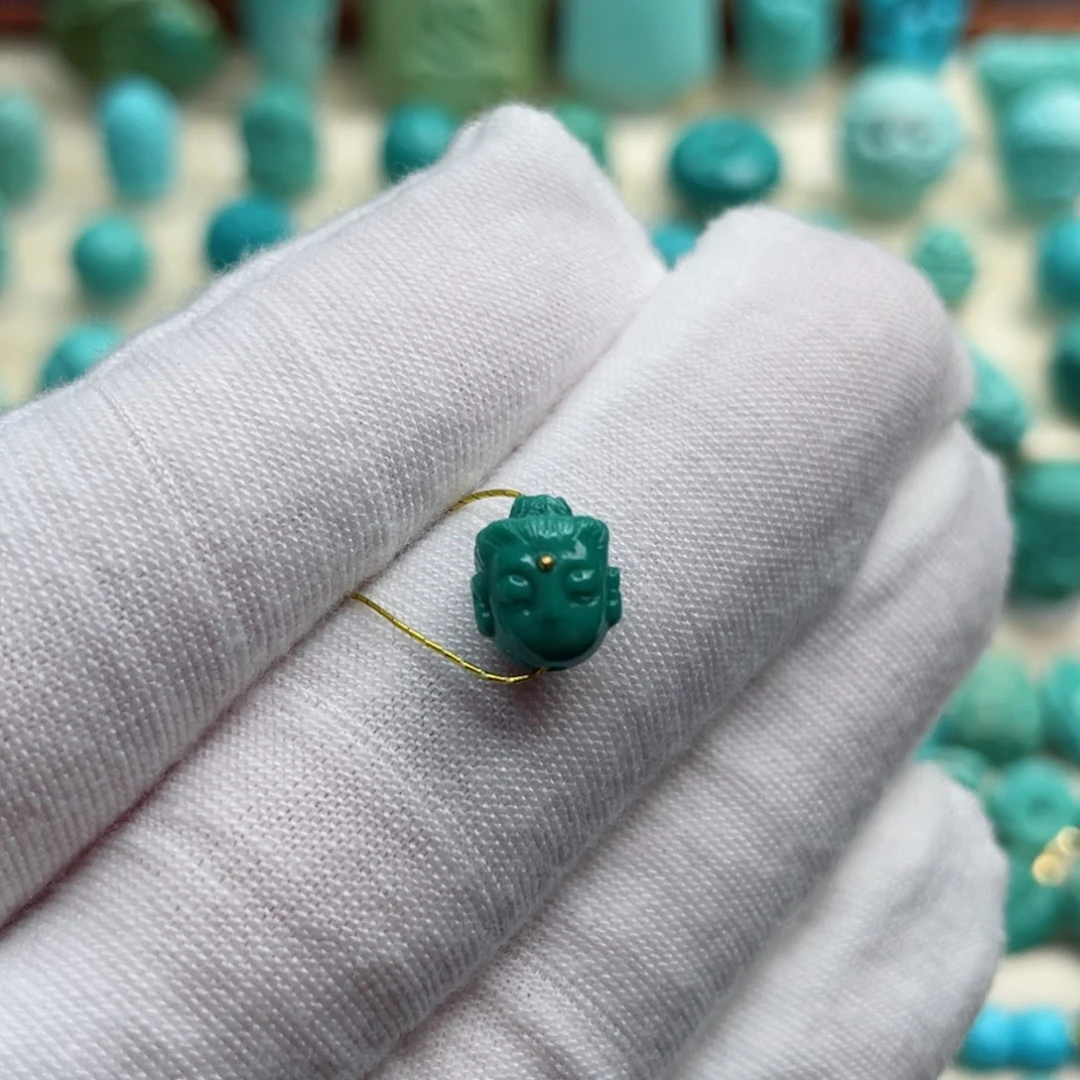 未镶嵌绿松石珠宝奇石