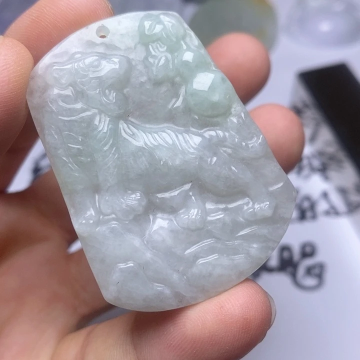 颈饰未镶嵌翡翠翡翠^_^
