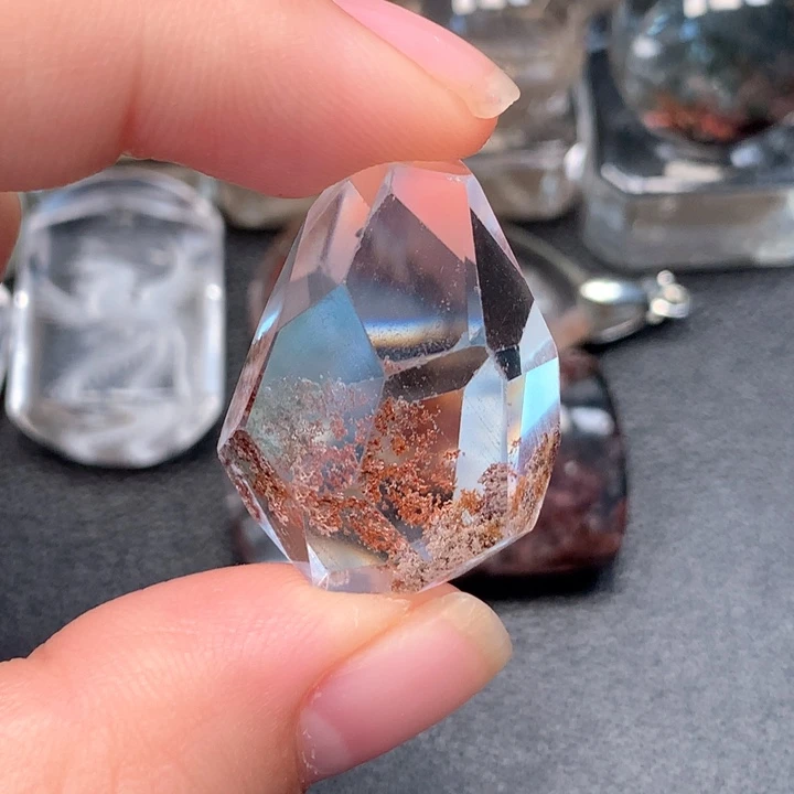 未镶嵌颈饰水晶冰*水晶