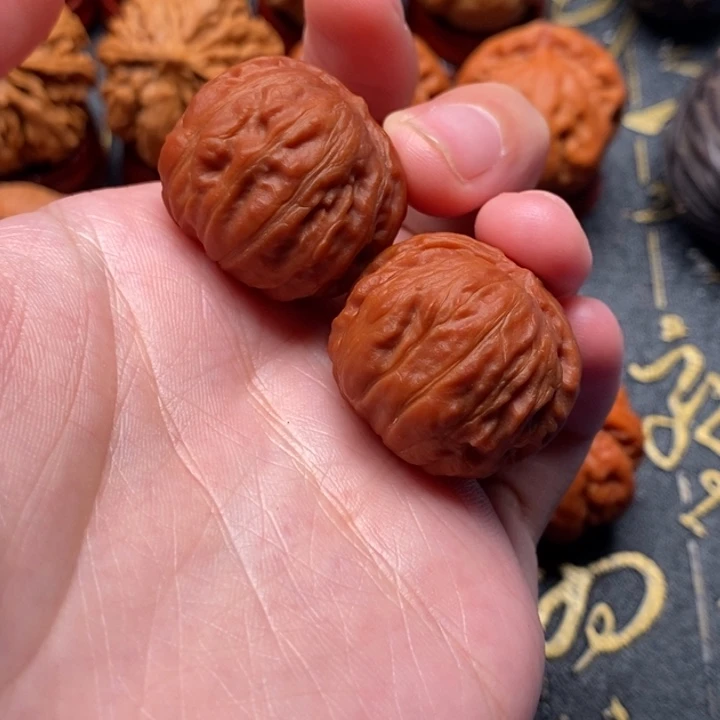 威***总吊坠文玩核桃小磨盘