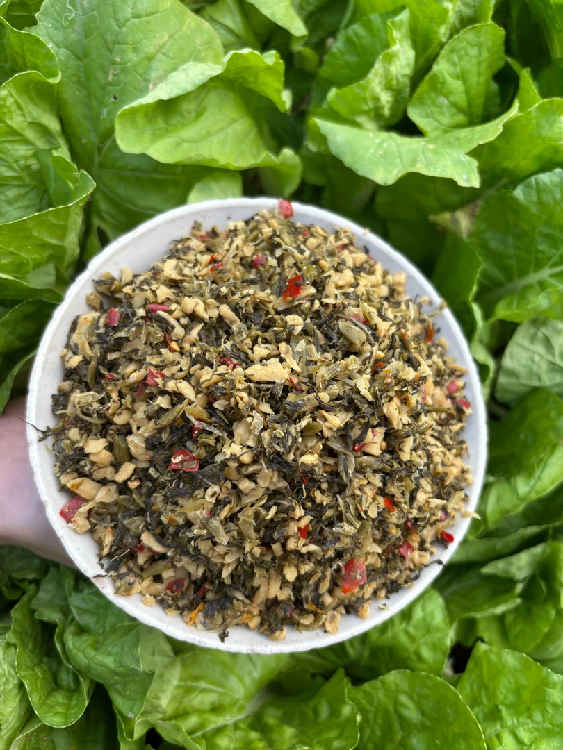 湖南特产老坛乡里榨菜腌菜外婆菜萝卜酸菜碎香辣开胃下饭微辣