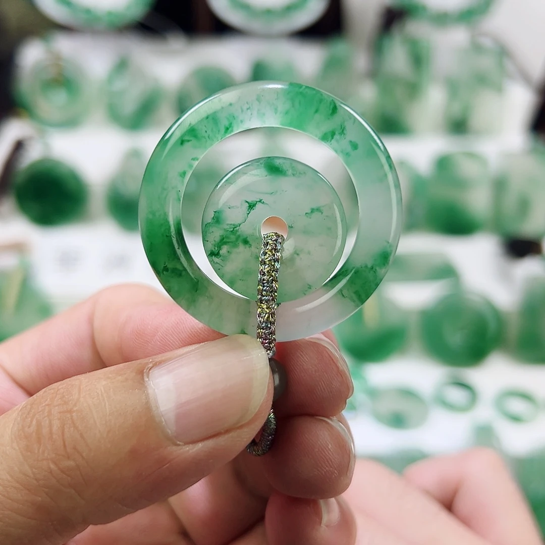 石英质玉未镶嵌吊坠(赠链)非洲翠飘花母子扣