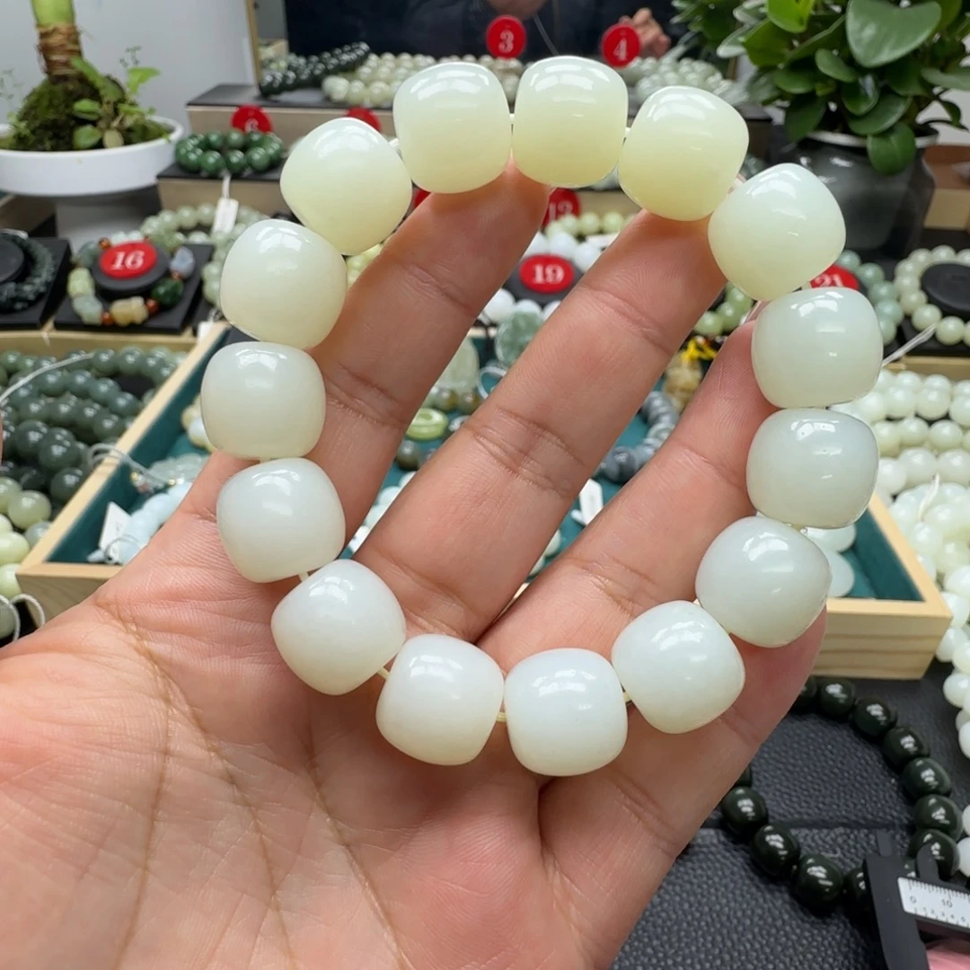 嘉***涵和田玉未镶嵌手链15