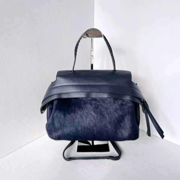 妃鱼/托德斯/95新/包包/市场价28000/250120RN0002