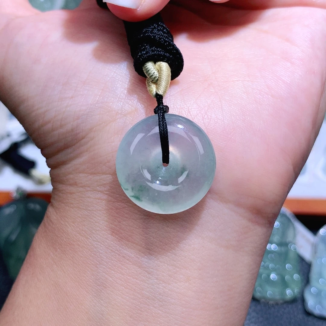 颈饰未镶嵌翡翠扣子