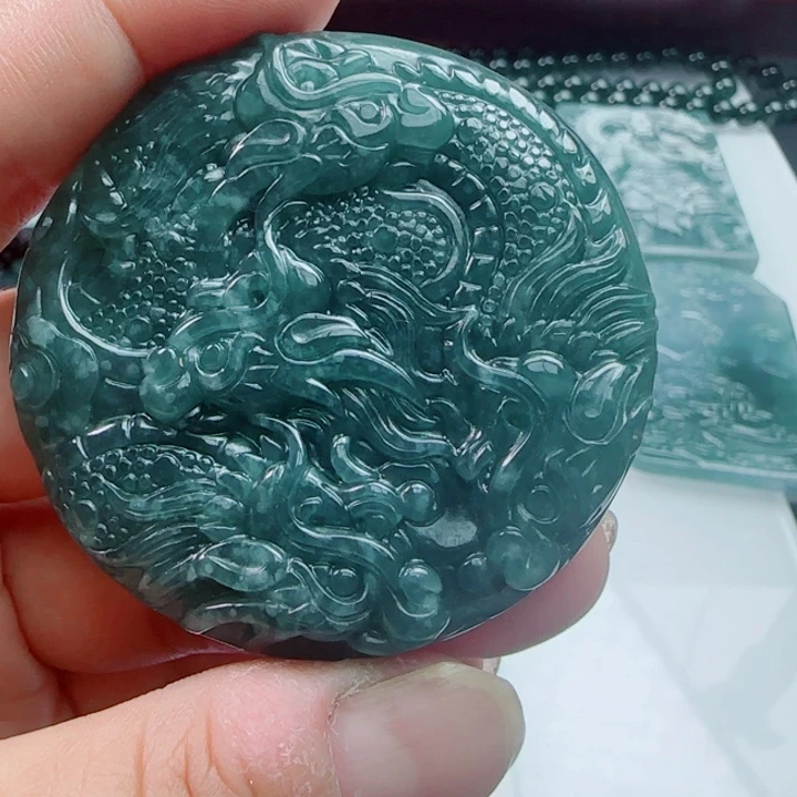 颈饰未镶嵌翡翠Hhhhhhhhhh
