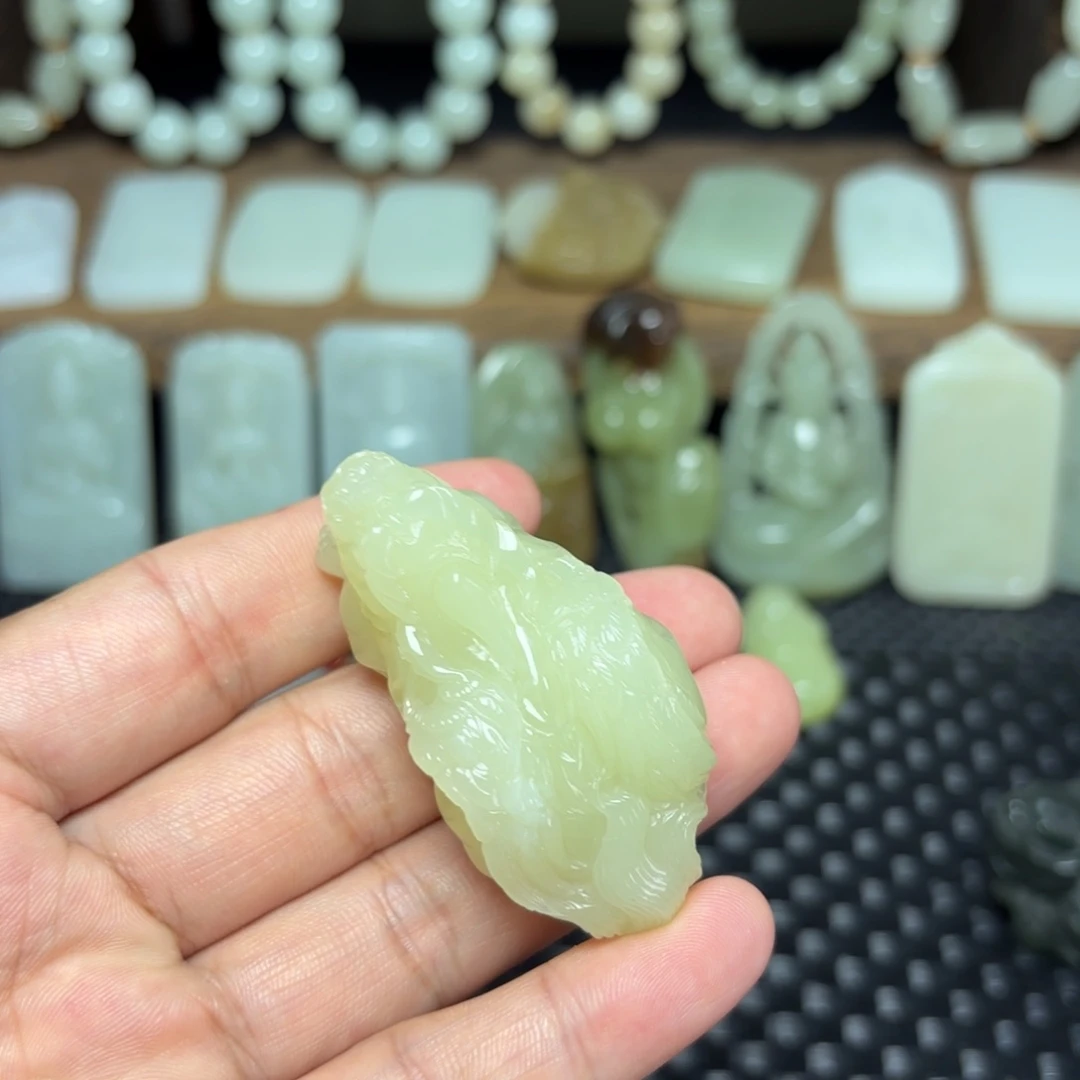 阳***2和田玉未镶嵌挂件