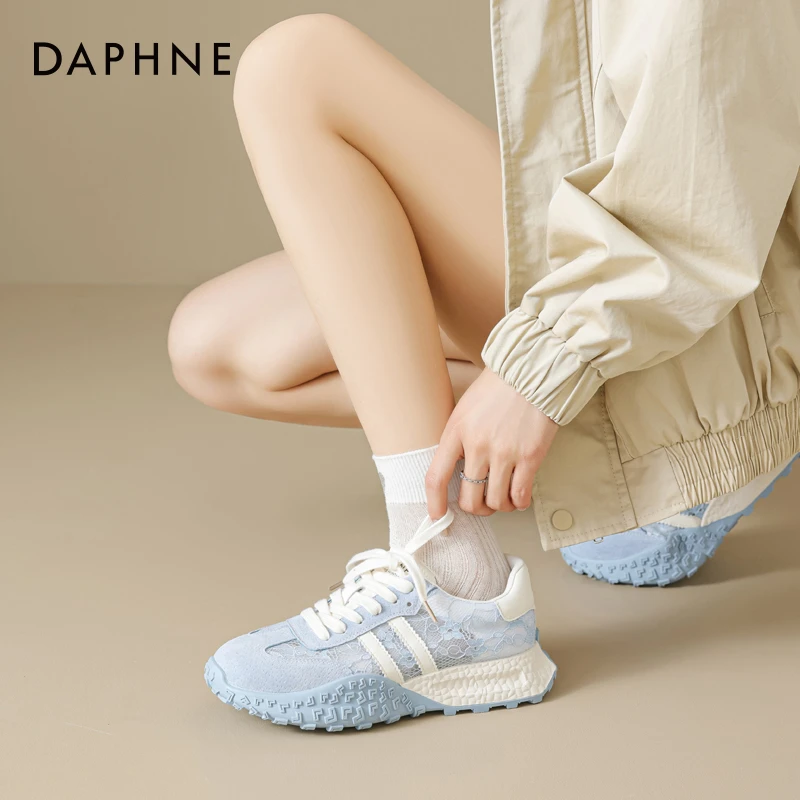达芙妮真皮德训鞋女款2026春季新款蕾丝透气阿甘鞋软底运动鞋板鞋