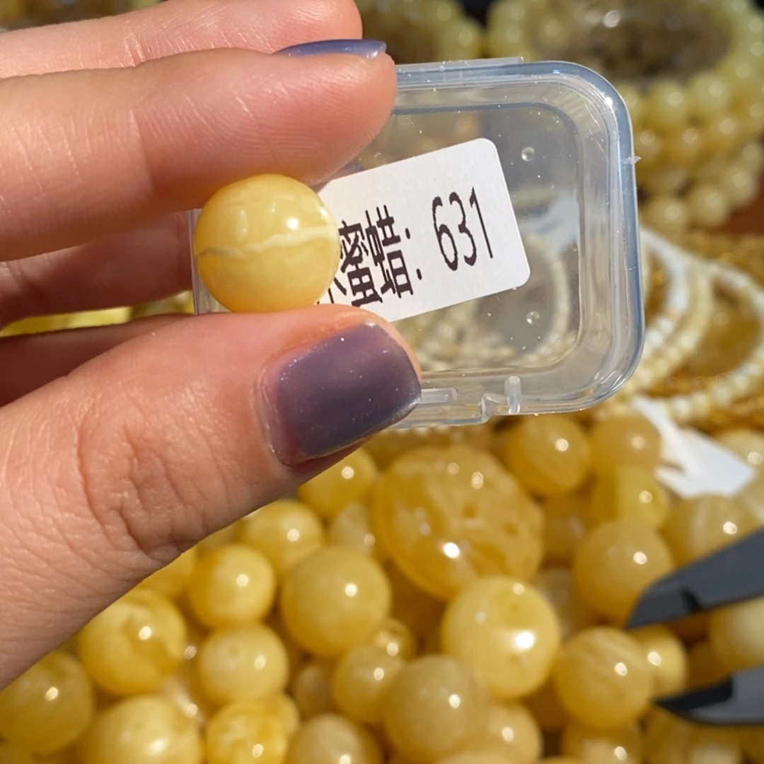 琥珀未镶嵌珠宝奇石631
