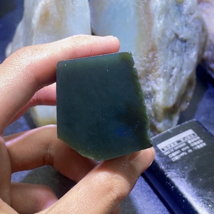 和田玉未镶嵌珠宝半成品