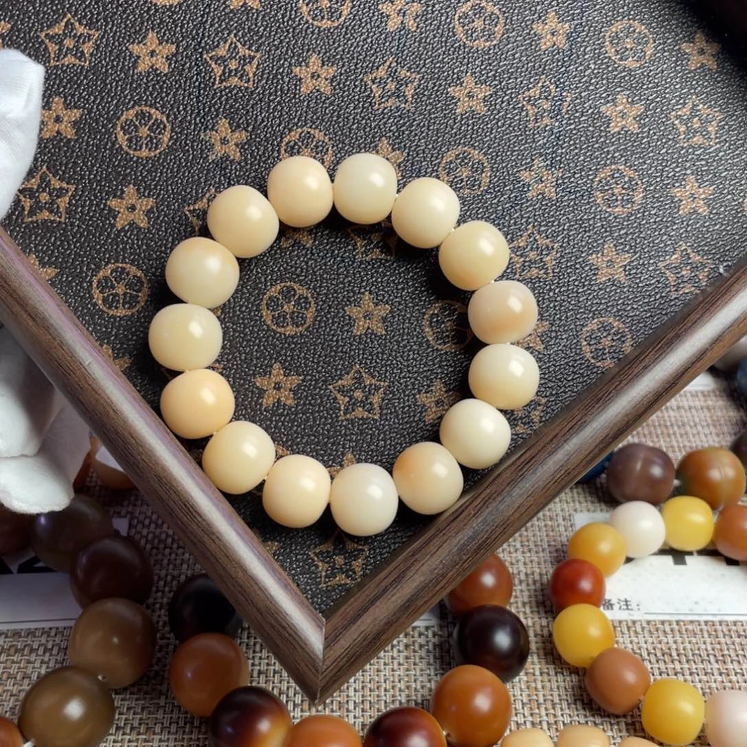 吊坠菩提根/象牙果16，微瑕