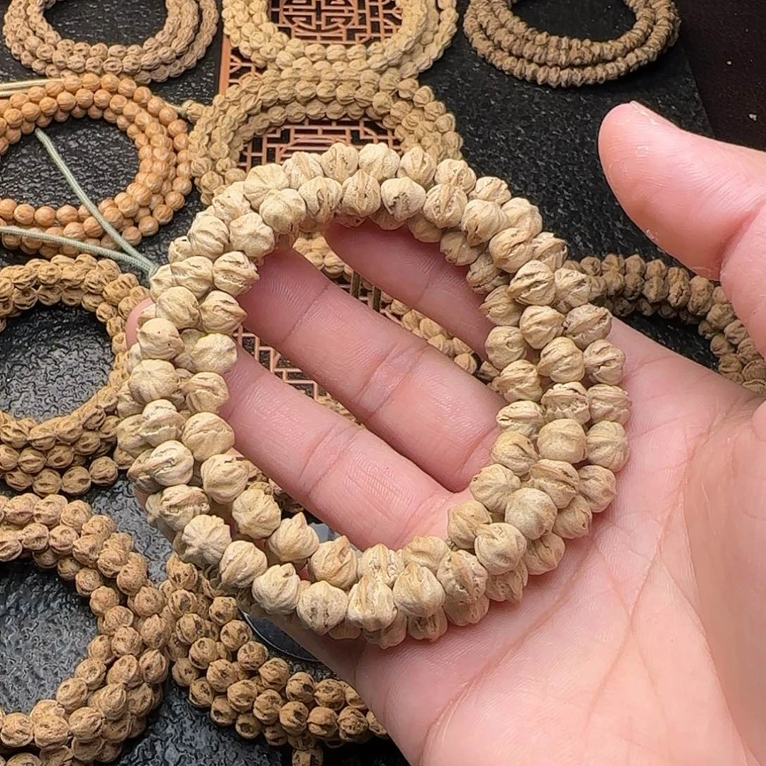 正***量柏香籽/百香籽吊坠