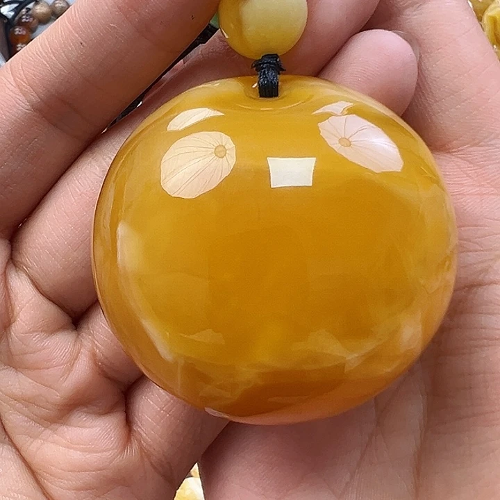 蜜蜡未镶嵌珠宝奇石