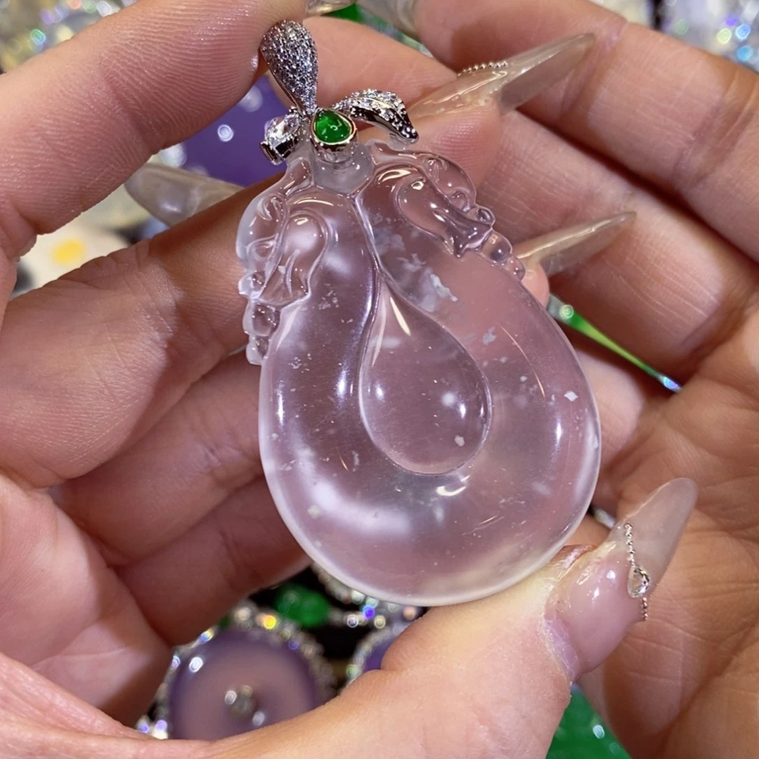 石英质玉颈饰银S925镶嵌驻****司