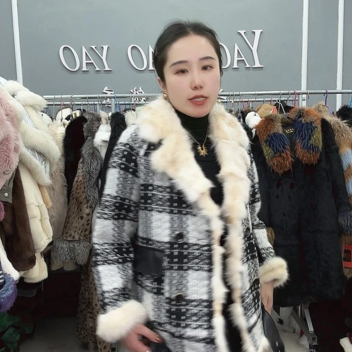 我在外面吃东西啊亲们